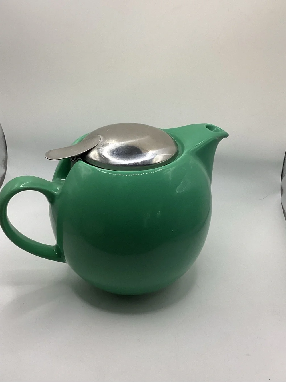 ZERO JAPAN Universal Teapot (or Bee House Teapot)